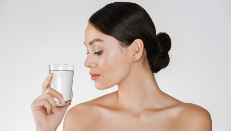 Water in Achieving Gorgeous Skin